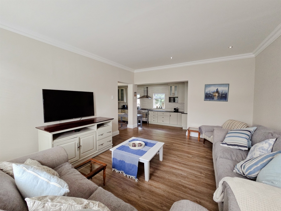 4 Bedroom Property for Sale in Selborne Eastern Cape